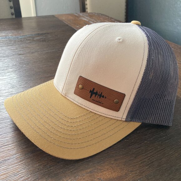 Come And Take It Soundwave Beige/Gray/Amber Snapback Trucker Hat - Picture 2 of 4